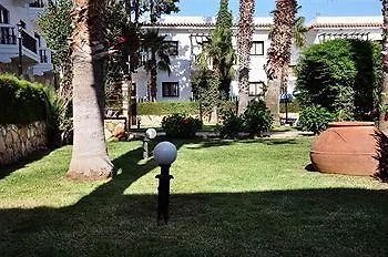 Lysithea Hotel Λάρνακα 2*,