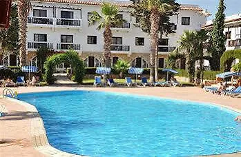 Lysithea Hotel Lárnaca 2*,